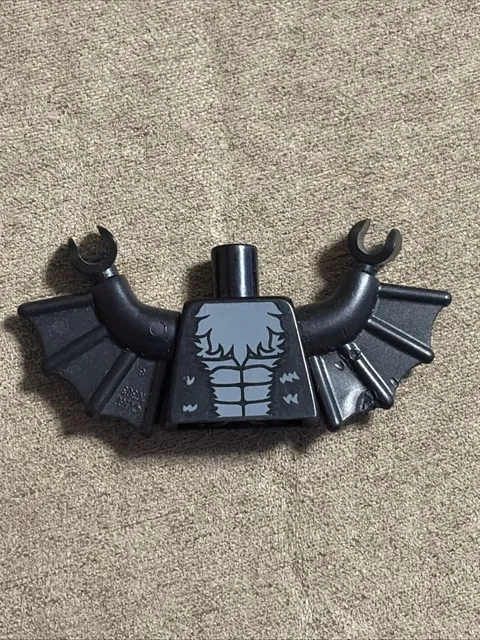 LEGO - Torso Bat with Dark Bluish Gray Fur Pattern / Black Arms w/ Wing - Black