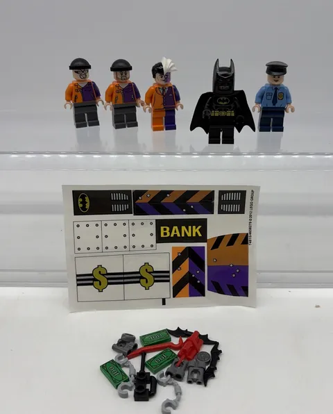 LEGO Super Heroes: Two-Face - Minifigures ONLY (6864) RARE BATMAN TYPE 1 Helmet