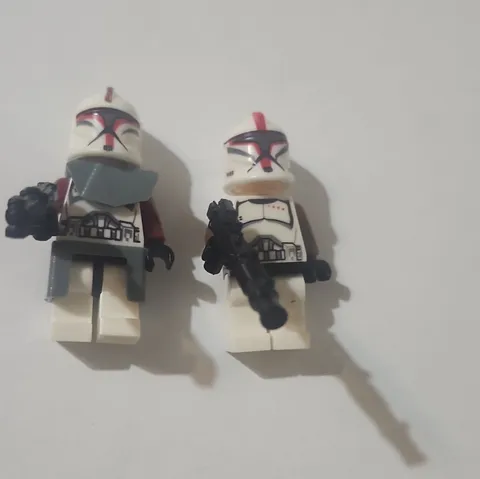 Custom LEGO Star Wars  Fox Clone Trooper Minifigures Lot of 2 w/ Weapons