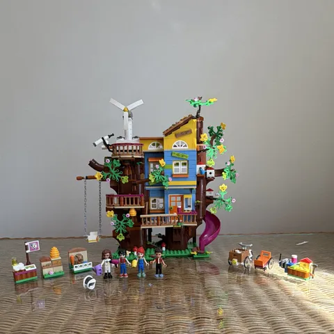 LEGO Friends 41703 Friendship Tree House 1114pc Complete Set w/ Box Manual
