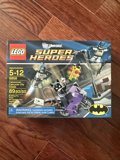 NEW LEGO Superheroes Catwoman Catcycle City Chase 6858 , SEALED!