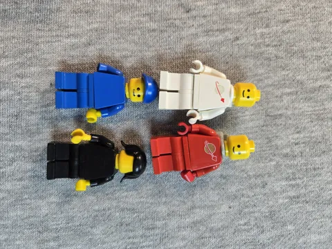 Vintage LEGO Classic Space Minifigures Lot of 4 Red White Air Tanks + Town Set
