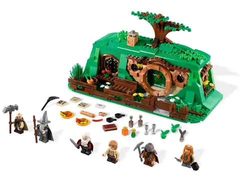 GENERIC An Unexpected Gathering 79003 Complete Set 653 pcs | No Box