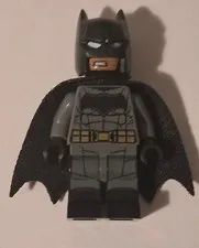 Lego Batman sh0437 Set 76086 - Dark Bluish Gray Suit Gold Belt Minifigure  