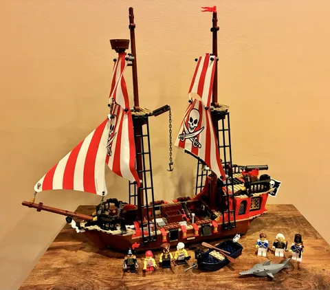 Lego 70413 The Brick Bounty Pirate Ship Complete Pre-owned No Box/instructions 
