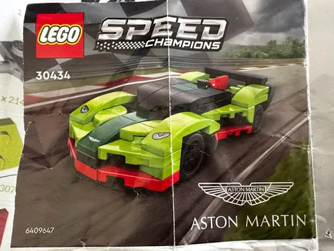 LEGO SPEED CHAMPIONS: Aston Martin Valkyrie AMR Pro Incomplete Retired (30434)