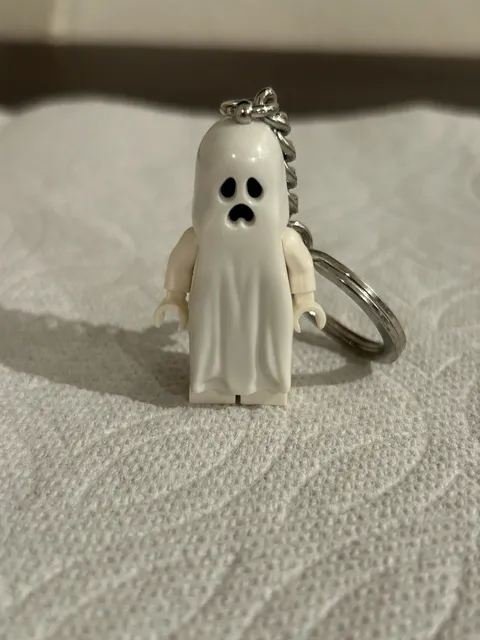 LEGO Monster Fighters Ghost Glow in The Dark Minifigure Minifig Key Chain RARE!