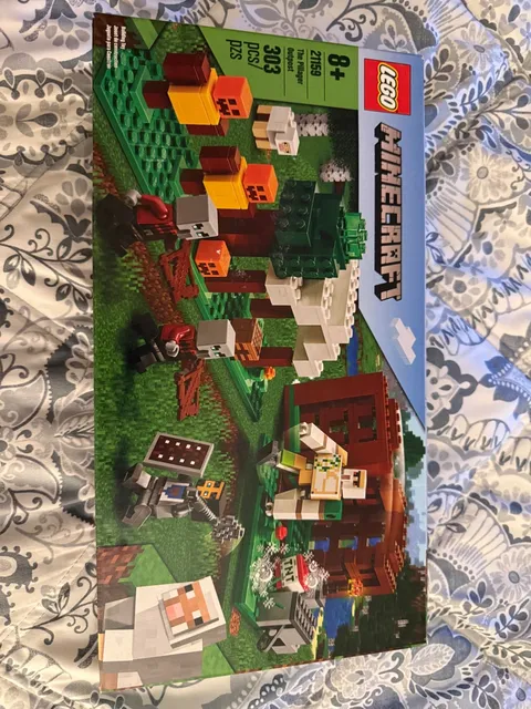 LEGO Minecraft: The Pillager Outpost (21159)