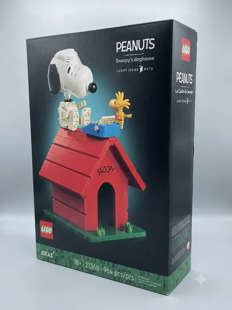 LEGO Ideas Peanuts: Snoopy's Doghouse (Set 21368)