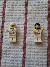Vintage LEGO Astronaut Minifigures