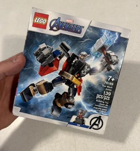 LEGO 76169 Marvel Avengers Thor Mech Armor 139 Piece New/Sealed Toy  