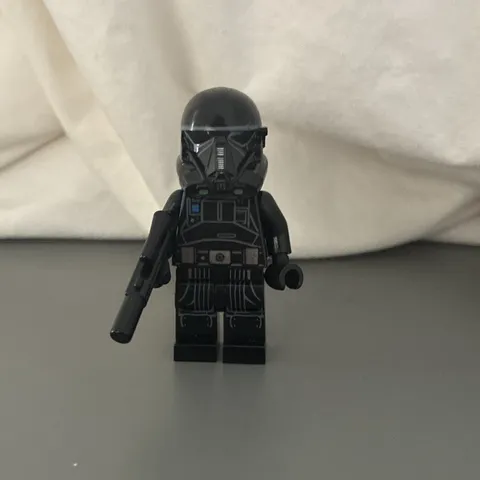LEGO Star Wars Imperial Death Trooper With Blaster, Almost Perfect Condition