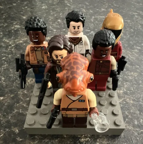 LEGO Star Wars Figs Admiral Ackbar, Zorii Bliss, Poe, Finn, Greef Karga, Andor