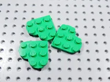 LEGO Lot of 3 Bright Green 3x3 Heart Shaped Plates BM