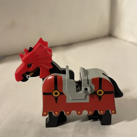 LEGO Black Horse w/ Barding Fright Knights Pattern 6047 6097 6099 2490pb01