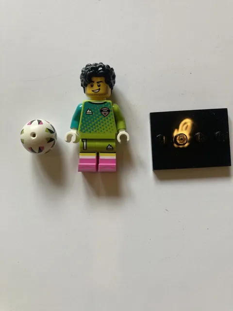 LEGO 71052 Soccer Football Goalkeeper Collectible Minifigure CMF Series 29