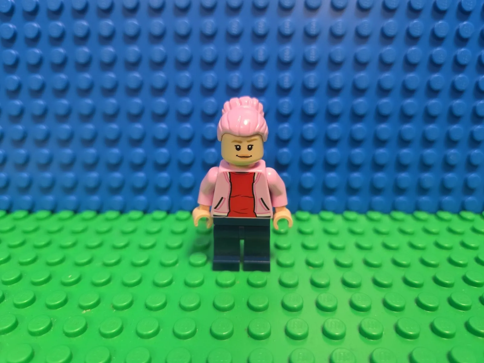 LEGO Brooklynn Minifigure Jurassic World 76939 jw069 CMF Lot Rare Retired HTF 