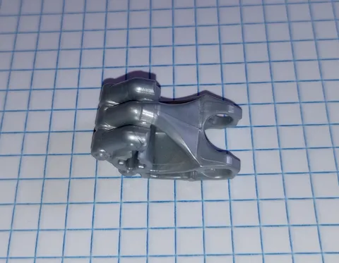 1 Bionicle Lego 64251 Pearl Light Gray Bionicle Fist w/ Axle Hole with 3 fingers