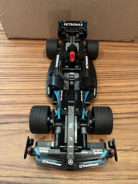 LEGO TECHNIC: Mercedes-AMG F1 W14 E Performance Pull-Back (42165)