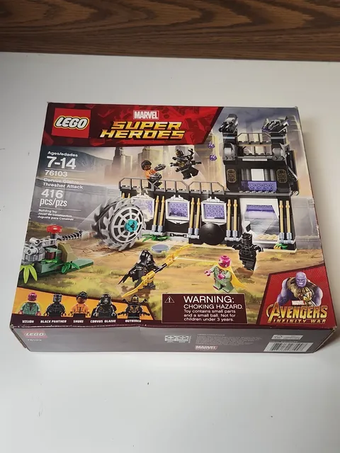 LEGO Marvel: Corvus Glaive Thresher Attack (76103). Brand New.