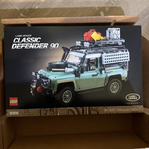 LEGO Icons: Land Rover Classic Defender 90 (10317) *BRAND NEW SEALED SET*