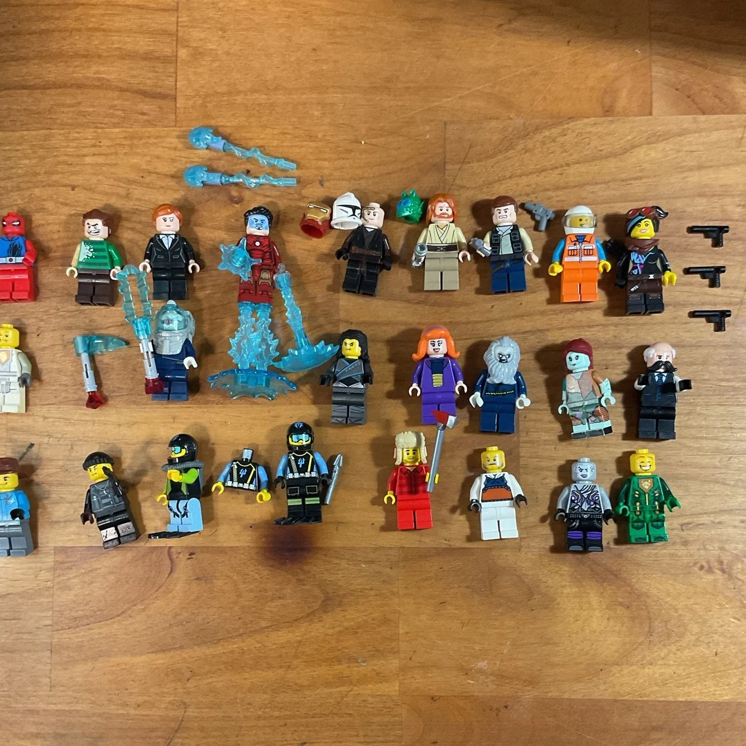 LEGO Minifigure Lot Assorted Minifigures With Accessories & Weapons Mixed