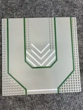 LEGO Base Plate 6100 with Green and White Road Markings Vintage