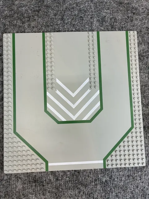 LEGO Base Plate 6100 with Green and White Road Markings Vintage