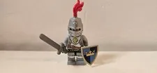 2010 Prison Carriage Rescue - Kingdoms Lion Knight cas440 Minifig - Wrong Shield