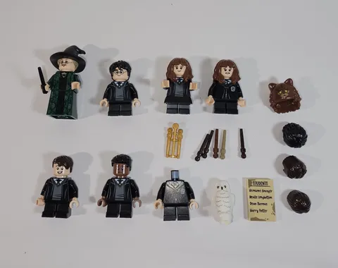 LEGO Harry Potter Minifigure Lot Of 6 With Accessories 