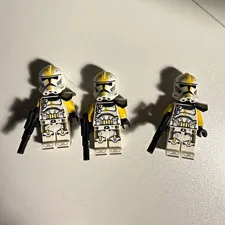 LEGO Star Wars Clone Trooper Minifigure Lot of 3 with Blasters
