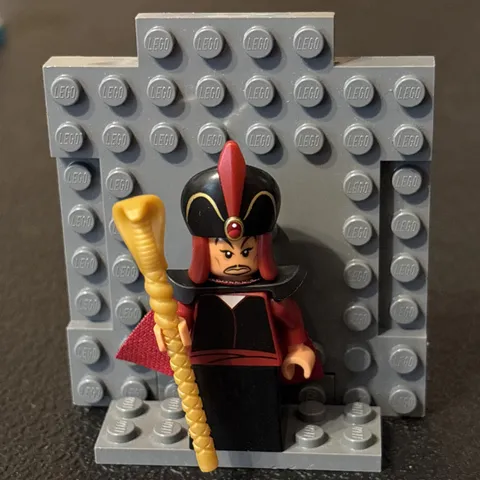 LEGO Jafar Minifigure Disney Series Cape Ornate Headpiece Black Red Outfit