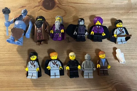 LEGO Minifigure Lot Set Bulk Sale