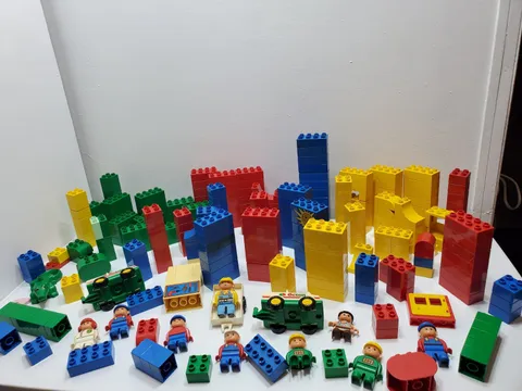 LEGO DUPLO BULK LOT 1980s BLOCKS PARTS PIECES CARS FIGURES TOY LOT 5LBS PLUS VTG