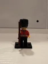 LEGO Minifigures Series 5 8805 - Royal Guard w/ Rifle Accessory