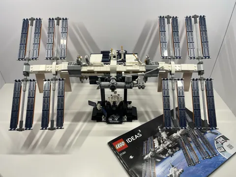 LEGO Ideas: International Space Station (21321) - FREE SHIPPING!