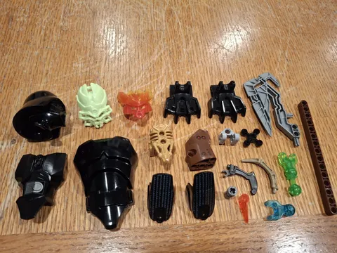 LEGO BIONICLE / Hero Factory Bulk Lot Mixed Parts Pieces & Accessories Plastic