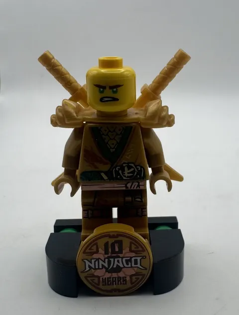 2021 LEGO Ninjago Lloyd minifig njo640 10th anniversary collection missing hair