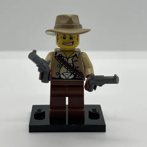 LEGO Cowboy Minifigure Series 1 - Complete w/ Accessories