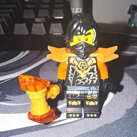 Lego Ninjago COLE Minifigure Minifig Dragons Rising
