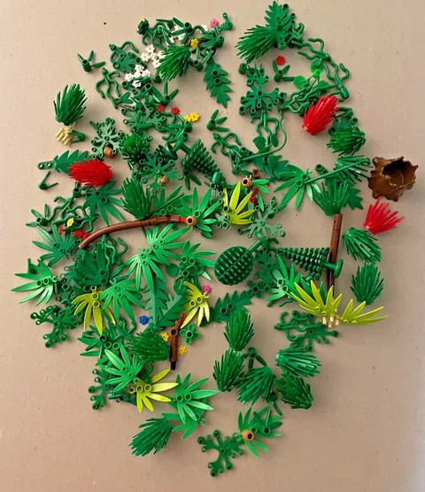 LEGO Lot Green Plant trees shurbs bushes leaves Foliage vtg. late 1990's-2010's