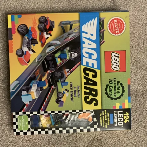 LEGO Race Cars Book Included Building Set 124 pcs Cars Theme Ages 7+ 2012