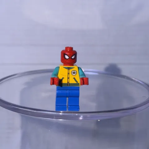 LEGO Marvel Spider-Man (Homecoming) Minifigure - Authentic - 76196-8