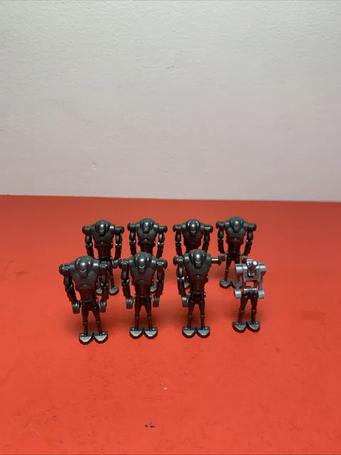 Lot Of 7 Lego Star Wars Super Battle Droids + Xtra Droid One Missing Arm On 1
