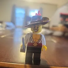 LEGO Collectible Swashbuckler Minifigure w/Sword Series 12 CMF col191