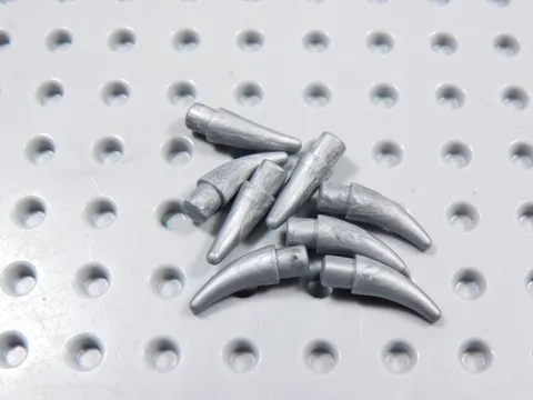 LEGO Lot of 8 Flat Silver Small Barbs Horns Weapon Minifig BI