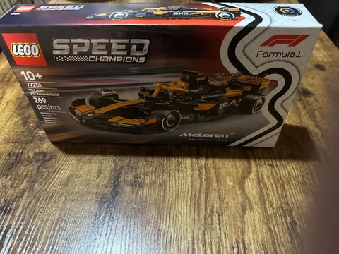LEGO - Speed Champions McLaren F1 Team MCL38 Race Car Toy Building Set 77251
