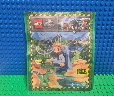LEGO Owen w Jet Pack Paper Bag 122328 Minifigure Jurassic World CMF Lot Rare New