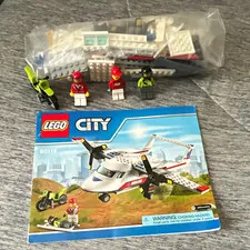 LEGO City 60116 Ambulance Plane complete w/ Manual+ Minifigs, No Box