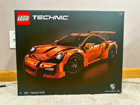 Lego Technic Porsche 911 GT3 RS 42056